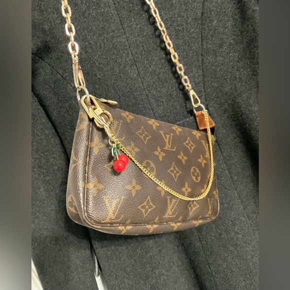 LV✅POCHETTE ACCESORIES AUTHENTIC LOUIS VUITTON - Picture 5 of 11